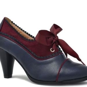 Chase & Chloe  Navy Blue & Burgundy  6.5  BOX